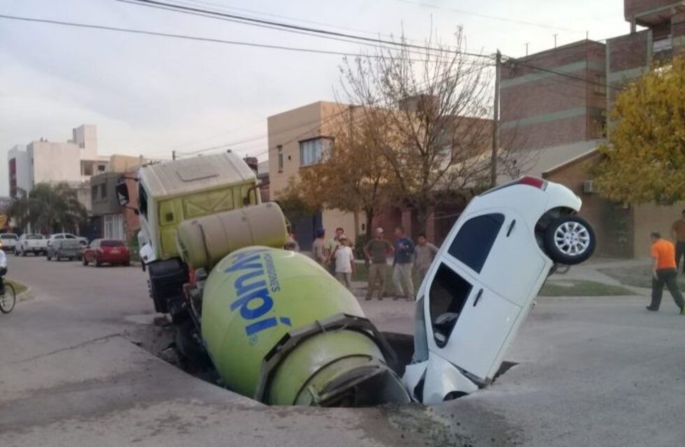 La Comuna convocó a Sameep para el arreglo de hundimiento de calzada