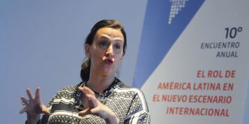 DYN20, BUENOS AIRES, 22/11/2016, lLA VICEPRESIDENTA DE LA NACION GABRIELA MICHETTI EN EL 10 ENCUENTRO ANUAL DE ABECEB, EM EL YACHT CLUB PUERTO MADERO. FOTO:DYN/LUCIANO THIEBERGER. ciudad de buenos aires gabriela michetti vicepresidenta de la nacion 10 en