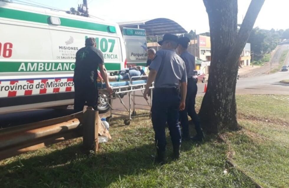 Joven obereña sufrió un despiste y cayó en una fosa del alcantarillado