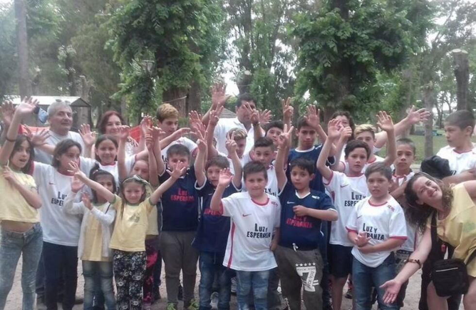 El comedor "Luz y Esperanza" busca ayuda para que los chicos puedan ir de campamento