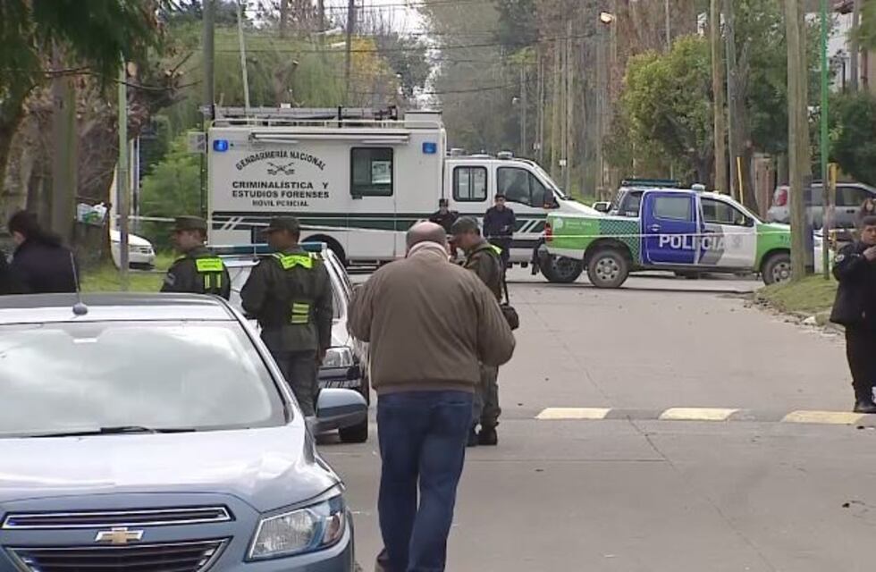 Un custodio de Cartasegna se tiroteó con un hombre frente a la casa del fiscal
