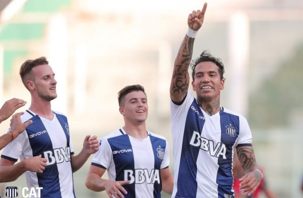 Dayro Moreno cumple en la red, para que Talleres lo asegure ante Colón