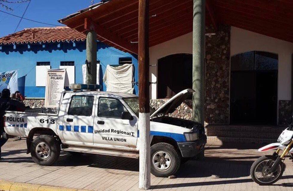 Villa Unión: detuvieron a un hombre tras amenazar de muerte a su mujer con un arma de fuego