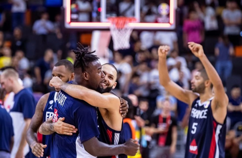 Francia bajó a Estados Unidos y será rival de Argentina en las semifinales del Mundial de básquet