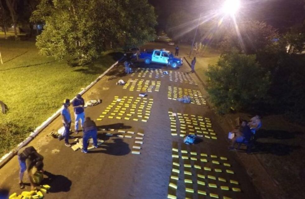 La policía descubrió un cargamento de 250 kilos de marihuana en Corpus