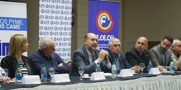 El ex intendente de Rafaela respondió a una gran cantidad de críticas en redes sociales\u002E (@omarperotti)