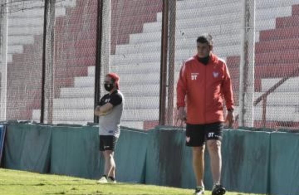 Teté Quiroz y el amistoso suspendido: "Mi obligación es defender a mis jugadores"