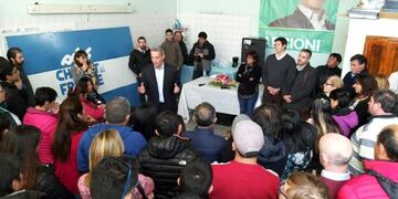 Arcioni anunció los cambios en el Gabinete Provincial\u002E