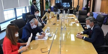 Firma de acuerdo paritario de Comercio\u002E