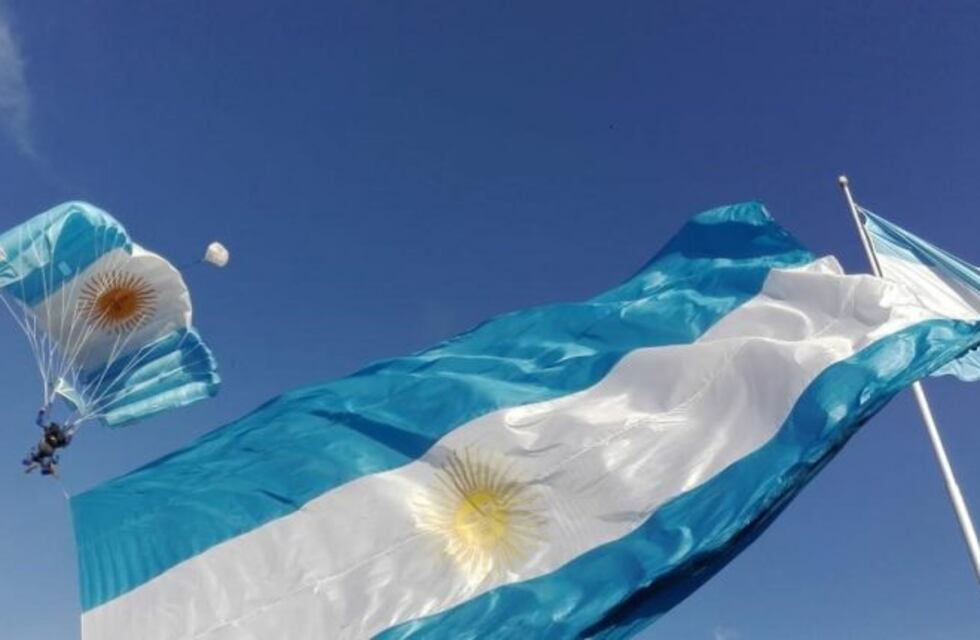 Primeras imágenes del Mundial de Paracaidismo en Carlos Paz