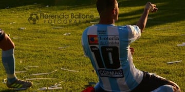 Diego Palleres abre la cuenta y lo festeja con todo\u002E Como Mostaza y sus muchachos\u002E