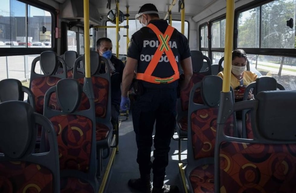 Vuelven a restringir la cantidad de asientos en el transporte urbano de Córdoba