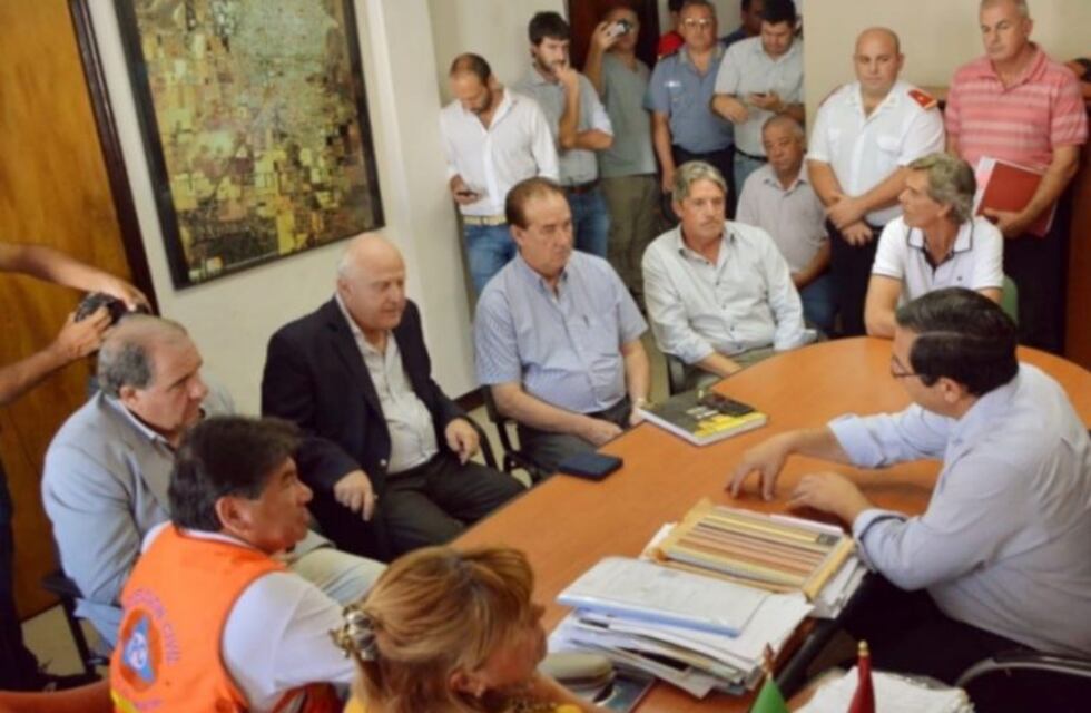 Lifschitz pedirá apoyo de la Nación para los pueblos inundados en el norte