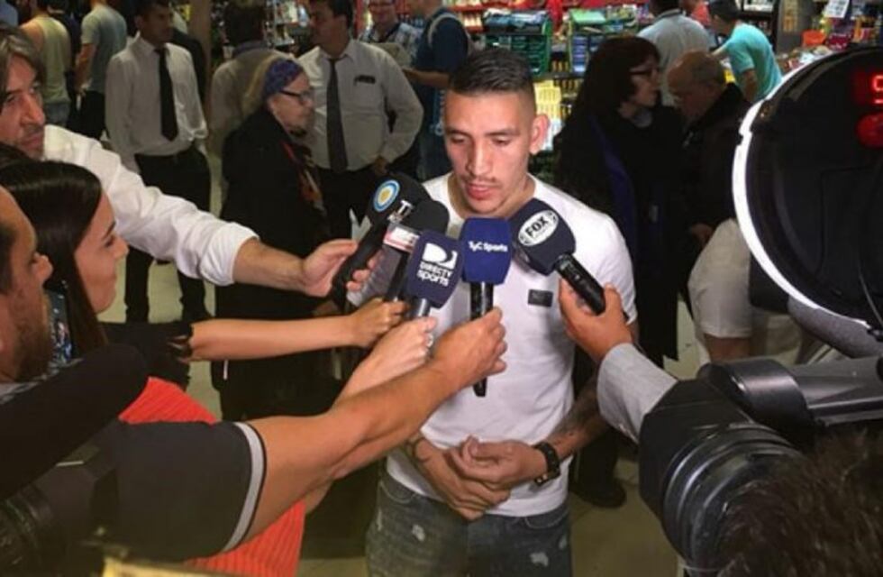 Centurión le dejó un mensaje a los hinchas de Boca en su llegada al país