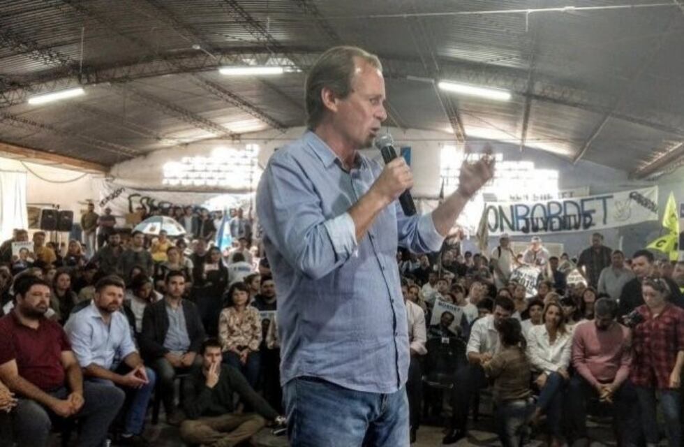 Bordet cerró su campaña en Concordia: "Vayamos con las banderas bien altas"