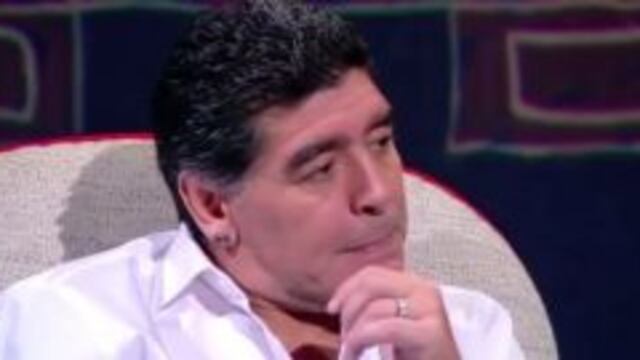 Diego Maradona confesu00f3 que comenzu00f3 a consumir droga a los 24 au00f1os.