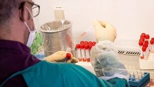 Recomiendan vacunarse contra el covid ante el aumento de casos en Entre Ríos. Foto archivo.