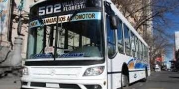 Se levantó el paro de colectivos