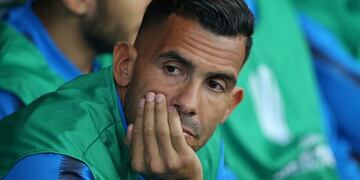 Murió el papá adoptivo de Carlos Tevez \