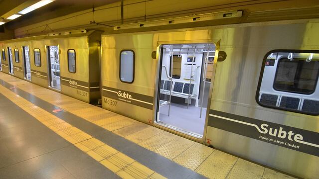 BUENOS AIRES, 27/06/2016,  NUEVOS TRENES DE LA LINEA H DE SUBTERRANEOS. FOTO:DYN/LUCIANO THIEBERGER. buenos aires  nuevos vagones linea h linea h subterraneos coches nuevos
