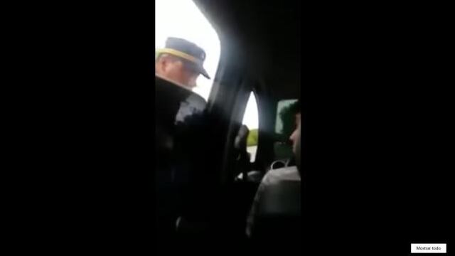 El momento en que el agente pide la coima.