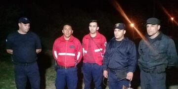 La mujer y sus dos hijos escalaron el Cerro de la Cruz y no pudieron descender\u002E