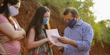 El gobernador entregó viviendas en Puerto Rico