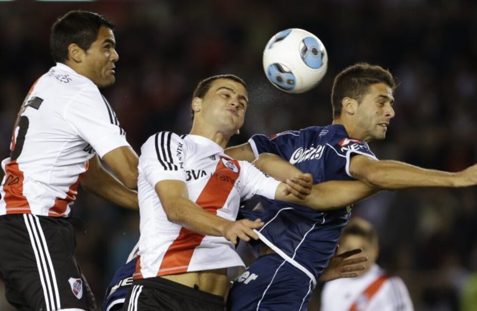 Boca hizo una oferta formal por Leandro González Pirez, exdefensor de River