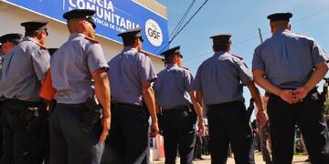 agentes, oficiales y comisarios de la policia de santa fe