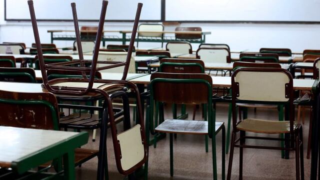 DYN01, LA PLATA, 29/03/2017, PARO DOCENTE POR 48 HS . FOTO:DYN/SALVADOR SANTIAGO. la plata  conflicto docente en la provincia de buenos aires paro huelga docente recorrido escuelas aulas vacias