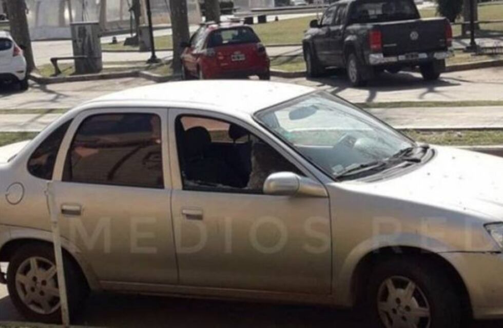 Dejó $120 mil arriba del auto y cuando volvió ya no estaban