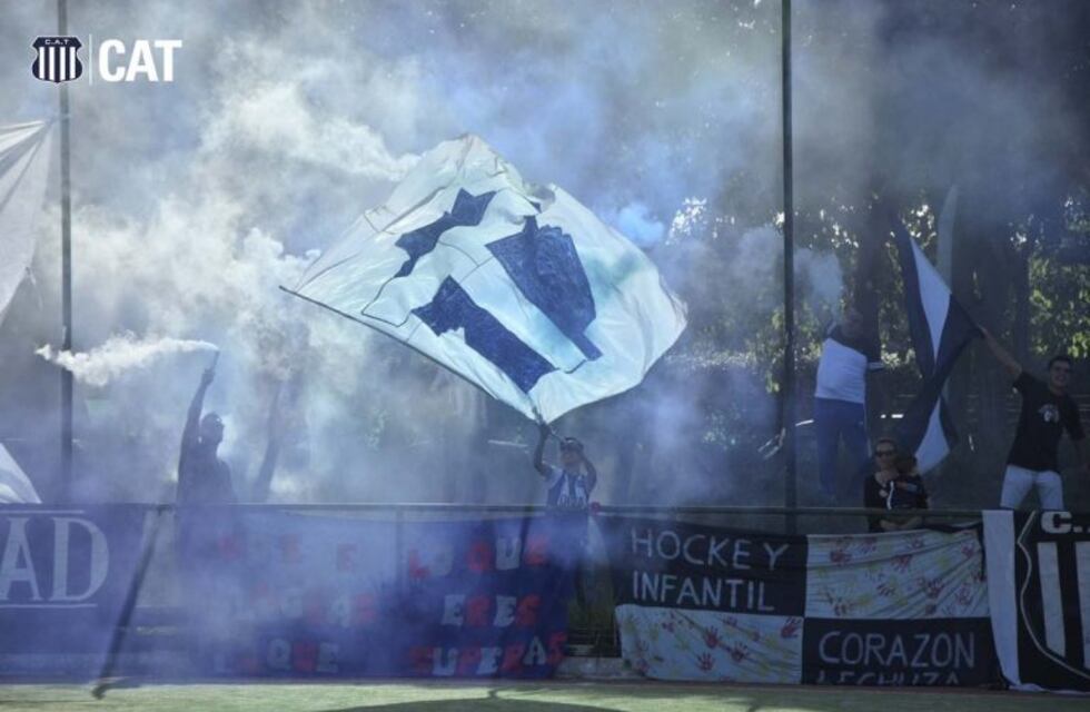 Talleres y un recibimiento futbolero para el hockey