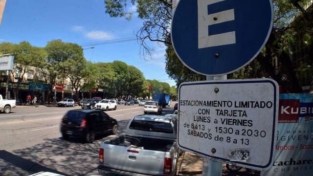 Estacionamiento medido en San Rafael.
