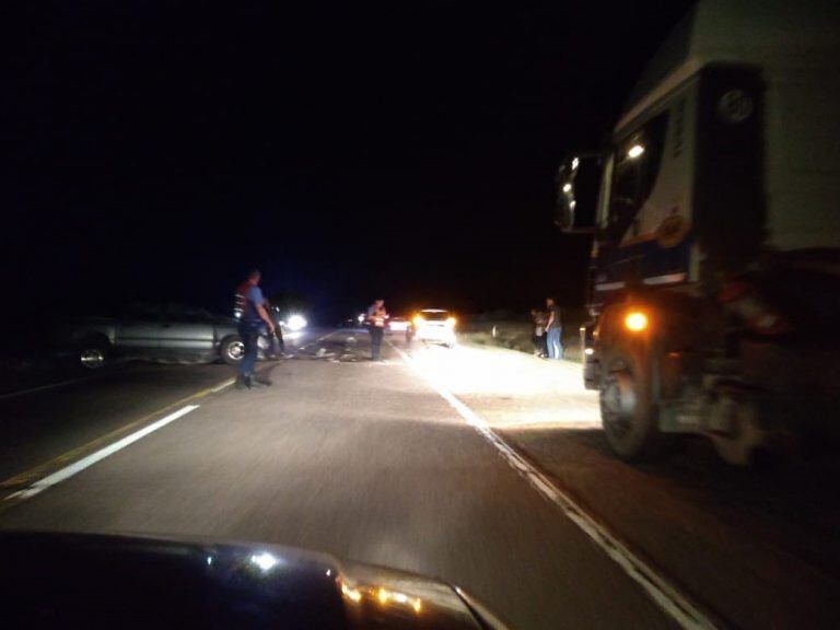 Choque frontal en la ruta 143
