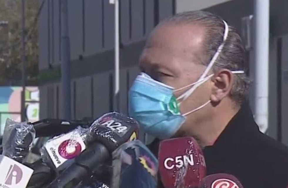 Sergio Berni sobre el brote de coronavirus en Villa Azul: "Esto es peor que una explosión nuclear"