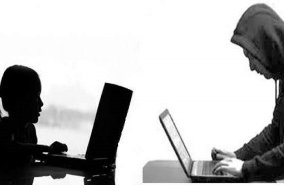 Adolescente denunció que su profesor la acosaba a través de Internet