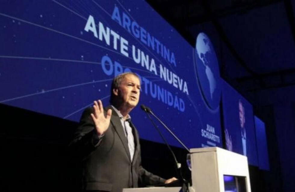 Schiaretti consideró que es difícil acordar con los docentes mientras siga el conflicto nacional