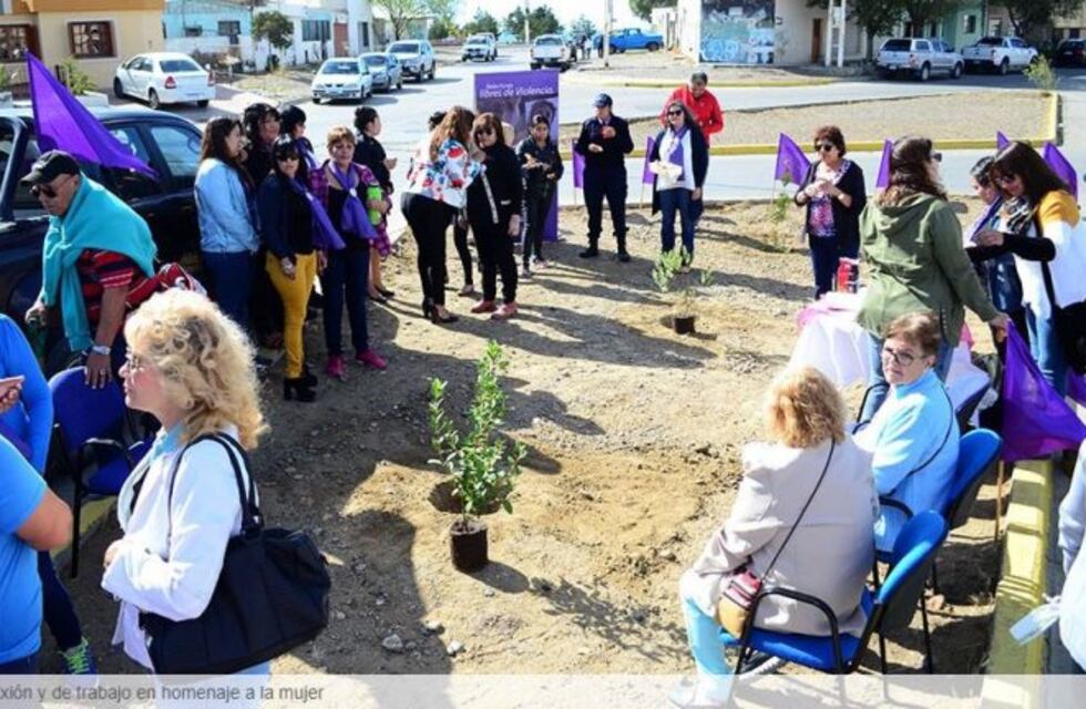 Jornada de reflexión y de trabajo en homenaje a la mujer