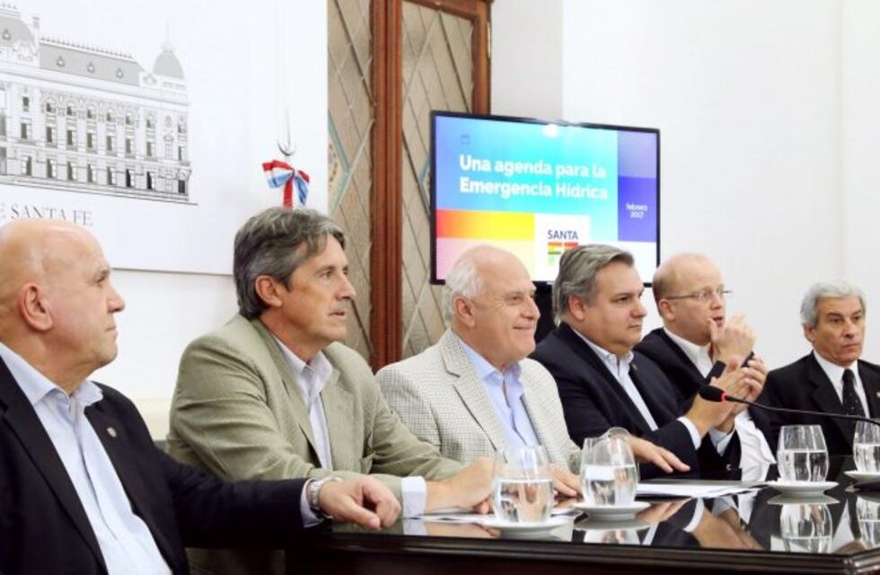 Lifschitz anunció obras para hacer frente a la emergencia hídrica y asistencia a tamberos