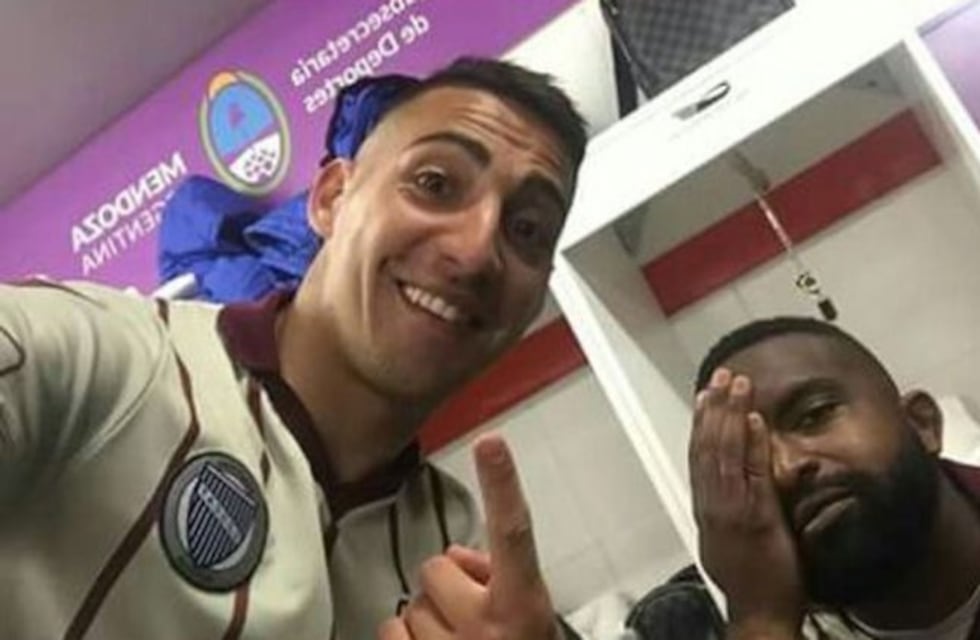 El festejo Pirata del Morro García tras ganarle a Talleres