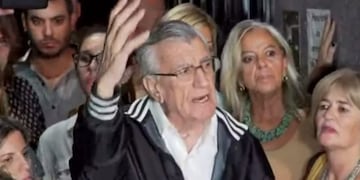 José Luis Gioja resiste en la sede del PJ\u002E (Foto: Captura de TV)