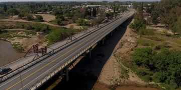 El nuevo puente que conecta las localidades de Pilar y Rio Segundo ya se encuentra habilitado