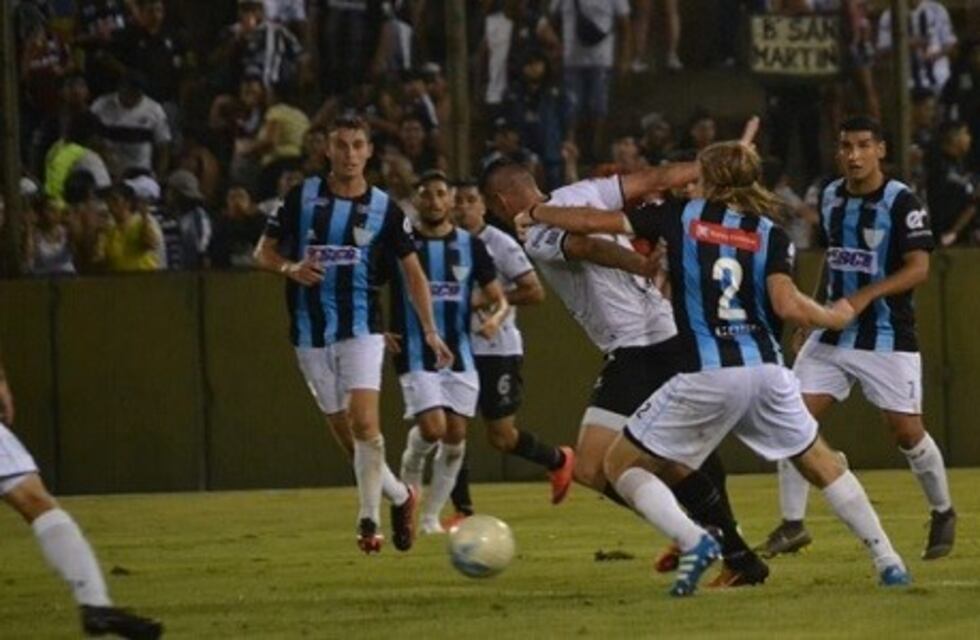 Ignacio Abraham fue titular en la derrota de Juventud Unida