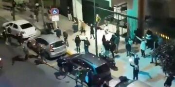 Polémica: en plena cuarentena, vecinos de Recoleta salieron a la calle a bailar al ritmo de un DJ