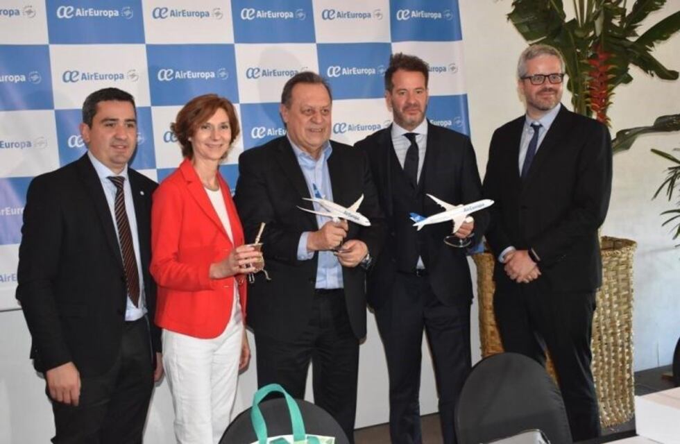 Nación le pide a Air Europa mantener el vuelo Madrid- Iguazú