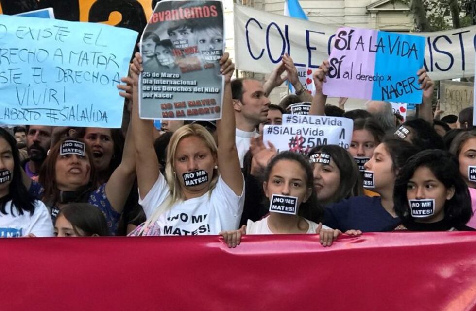 Rosario se sumó a las marchas en el Día del Niño por Nacer
