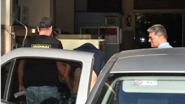 Ángelo Castillo llegó custodiado por la Policía a Tribunales\u002E