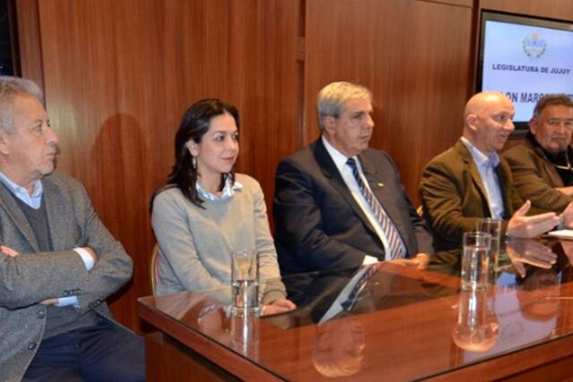 Charla Periodismo parlamentario