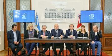 Santa Fe adhirió a la Emergencia Alimentaria (Prensa Gobernación)