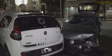 Una persecución policial terminó con un choque en cadena y un muerto en San Cristóbal (Foto: TN)